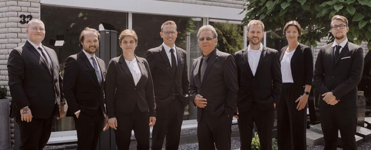 Bestattungen-Lohmann-Teamaufnahme--2 Team von Bestattungen Lohmann